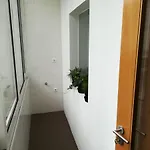 Kris شقة *